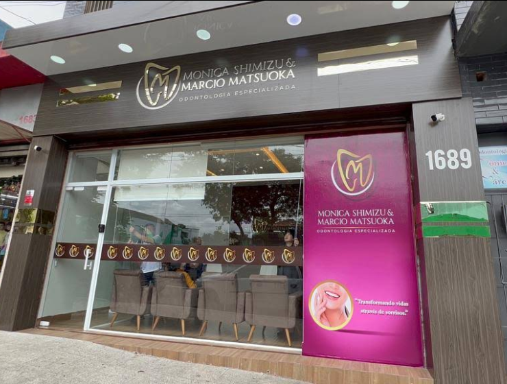 Fachada da clínica Monica Shimizu & Marcio Matsuoka